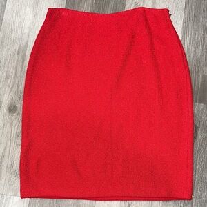 St. John Vibrant shimmering Red Pencil knit Skirt
